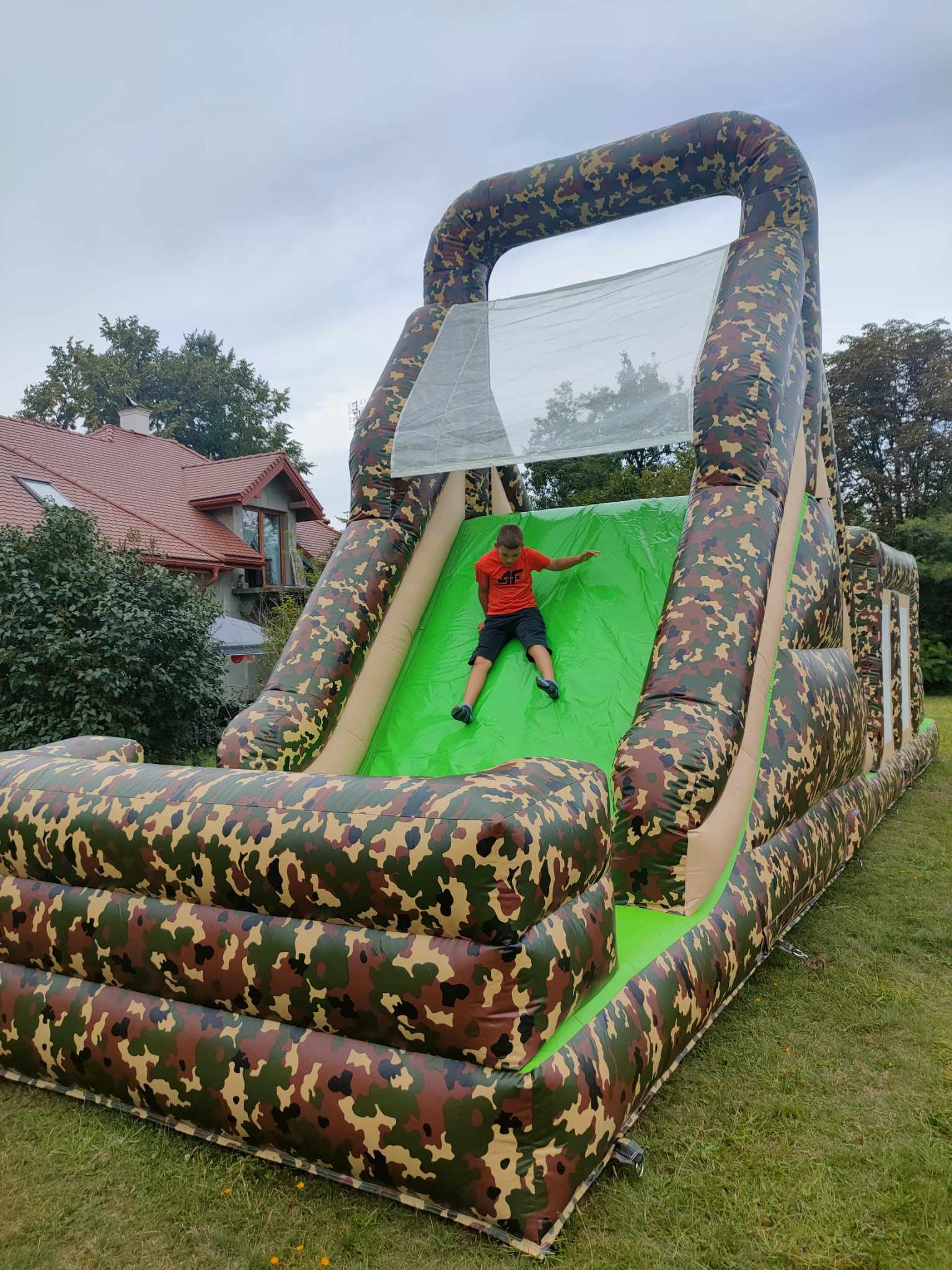 WOJSKOWY TOR PRZESZKÓD